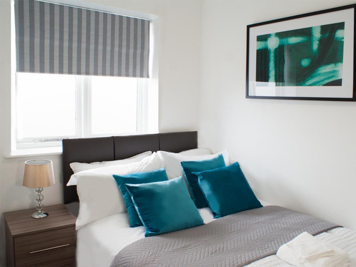 Вилла East Midland House Free Private Parking Fast Wifi Smart Tv With Garden Кетеринг Экстерьер фото