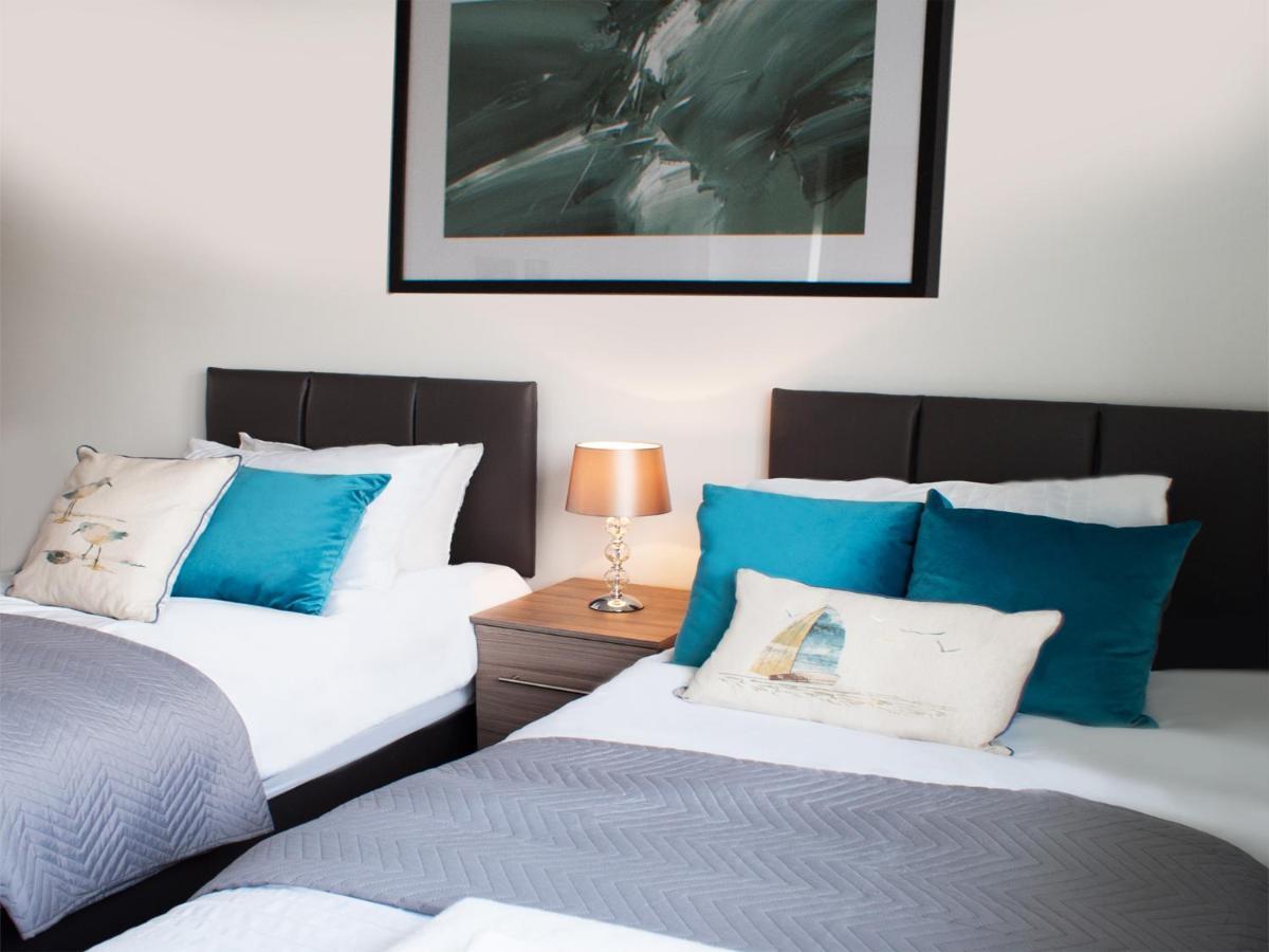 Вилла East Midland House Free Private Parking Fast Wifi Smart Tv With Garden Кетеринг Экстерьер фото