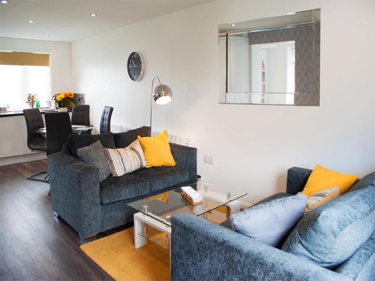 Вилла East Midland House Free Private Parking Fast Wifi Smart Tv With Garden Кетеринг Экстерьер фото